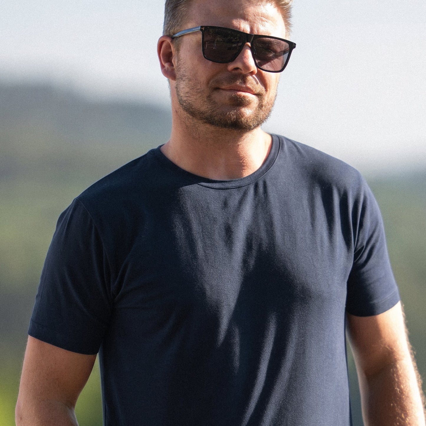 T-Shirt - Navy