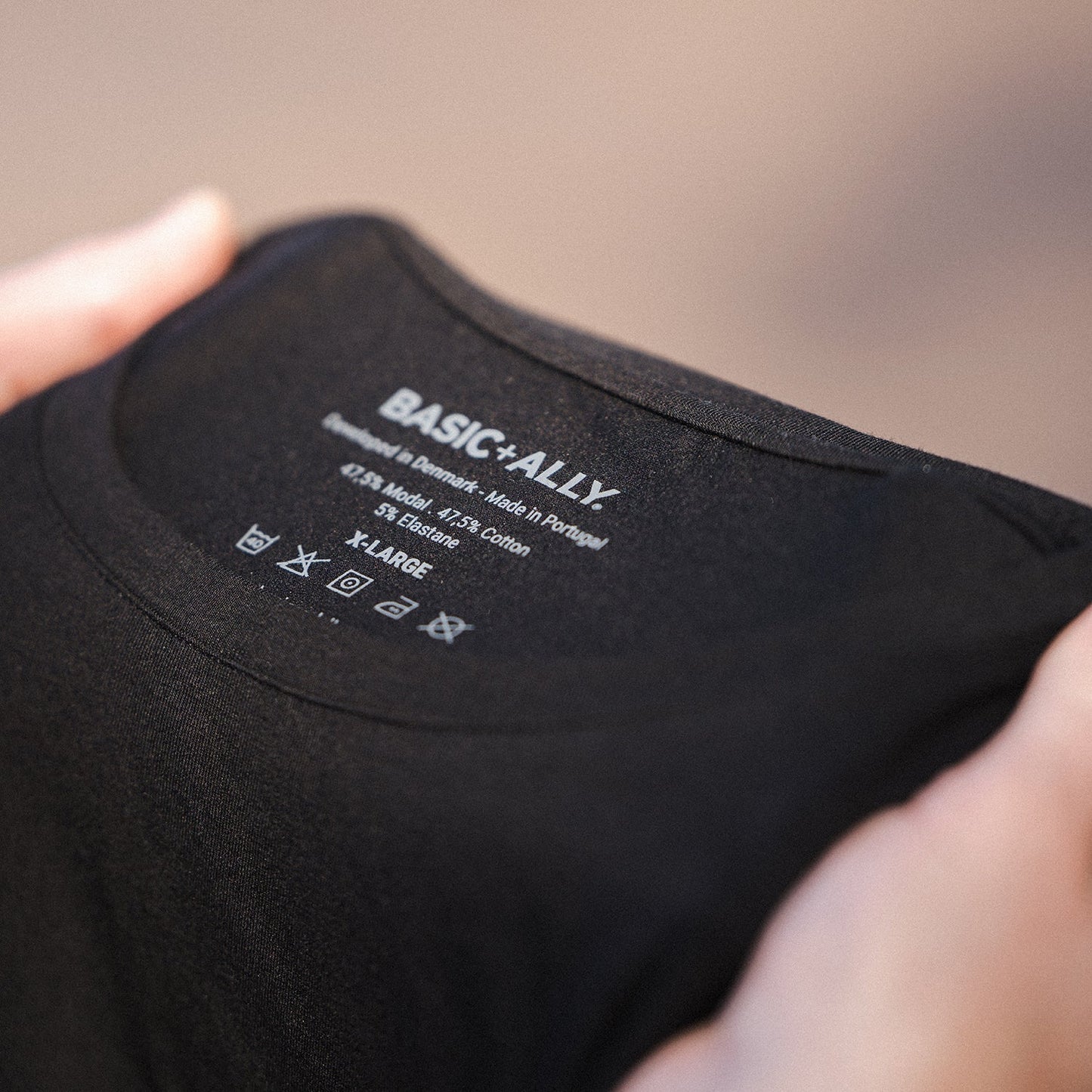 T-Shirt - Svart
